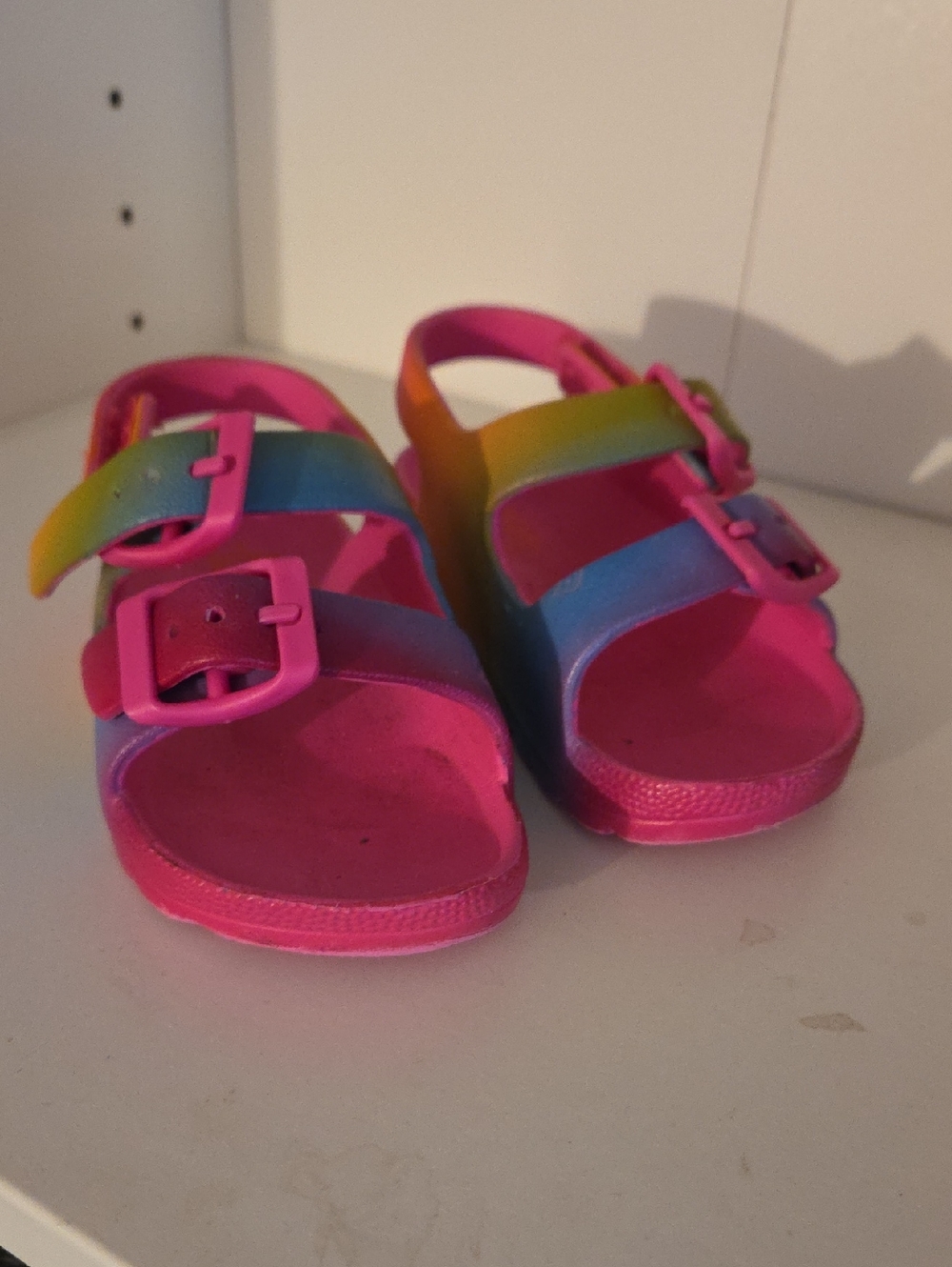 🌸jumping beans Rainbow Pink Buckle Sandals